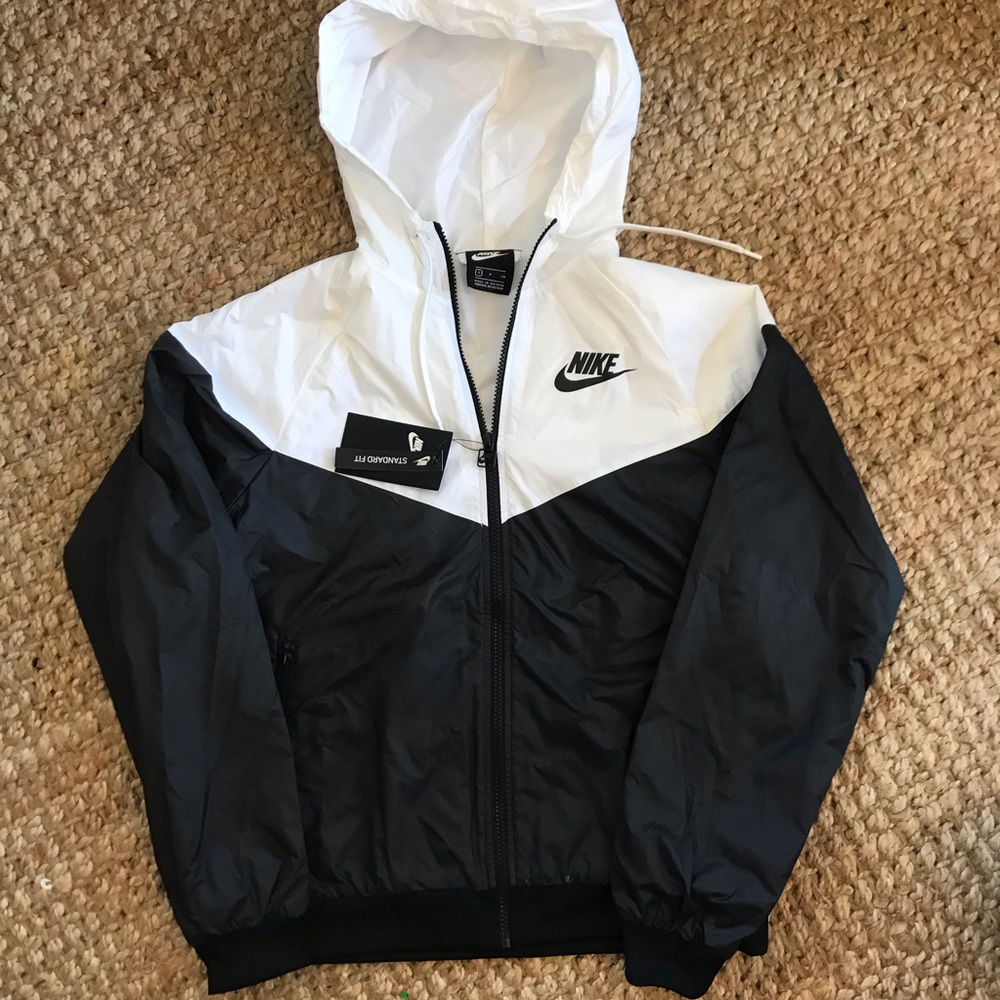 Nike windbreaker
